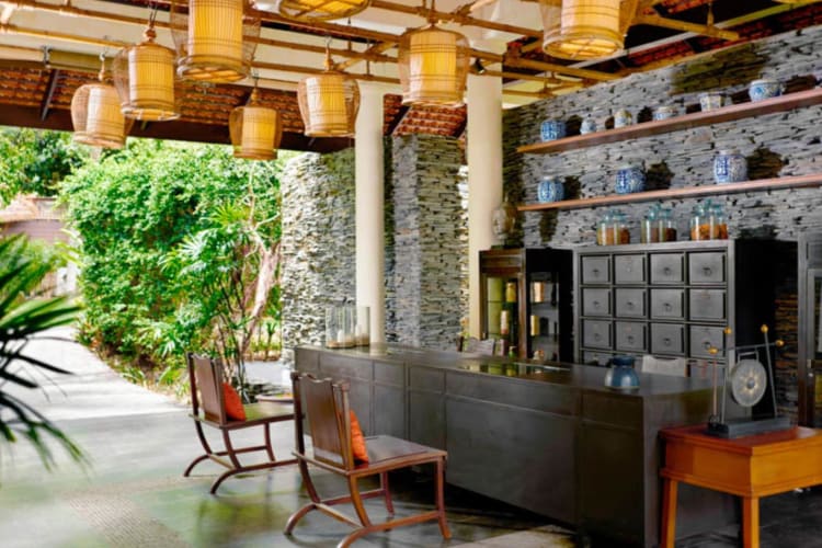 Spa entrance